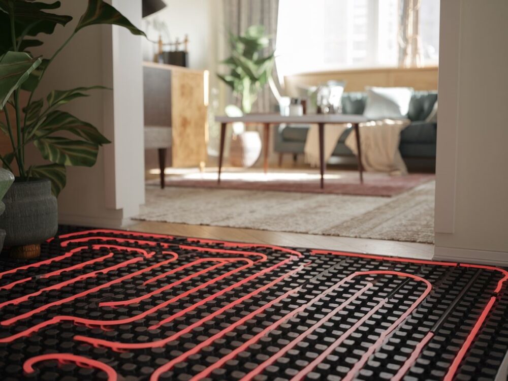 montaż paneli podłogowych