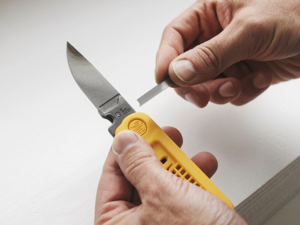 narzędzia do cięcia tapet