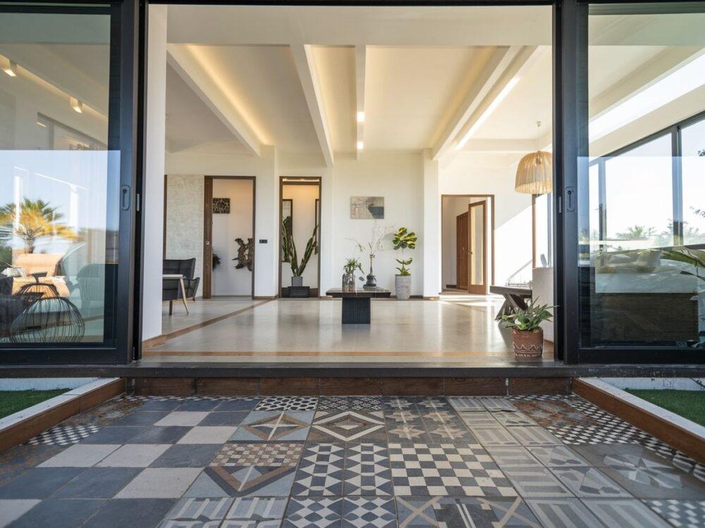 nowoczesne płytki do salonu