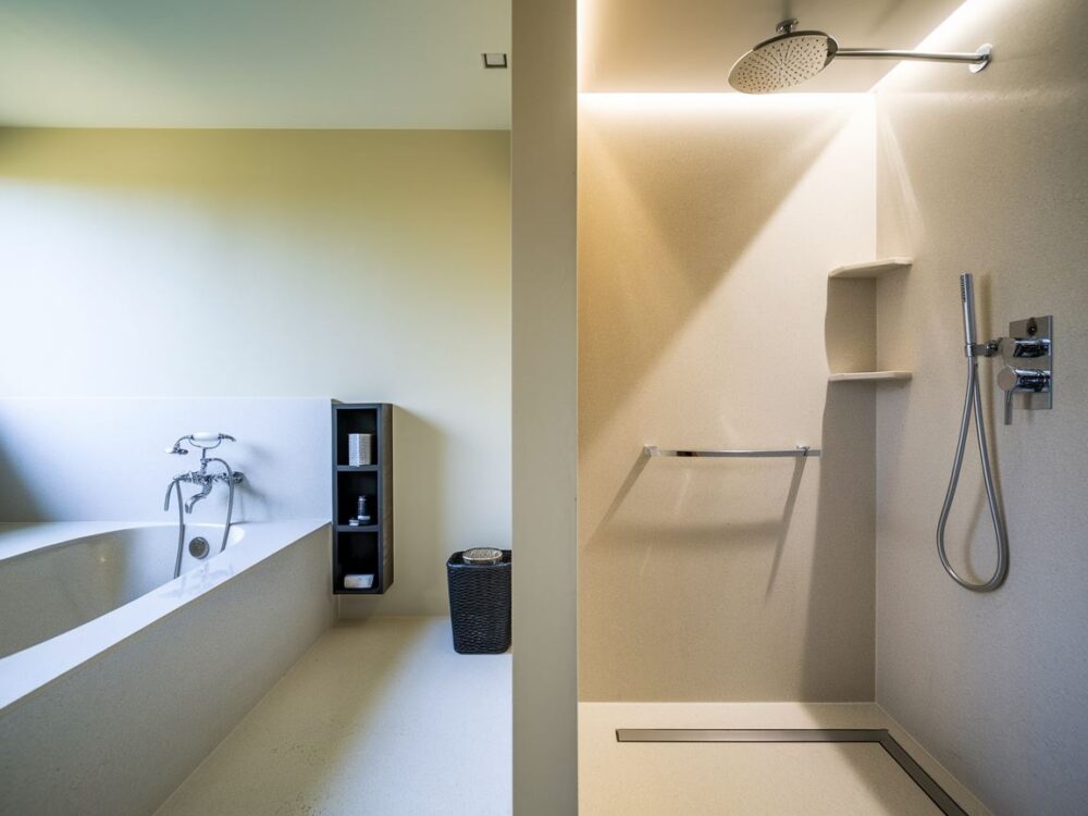 porównanie wanny i prysznica