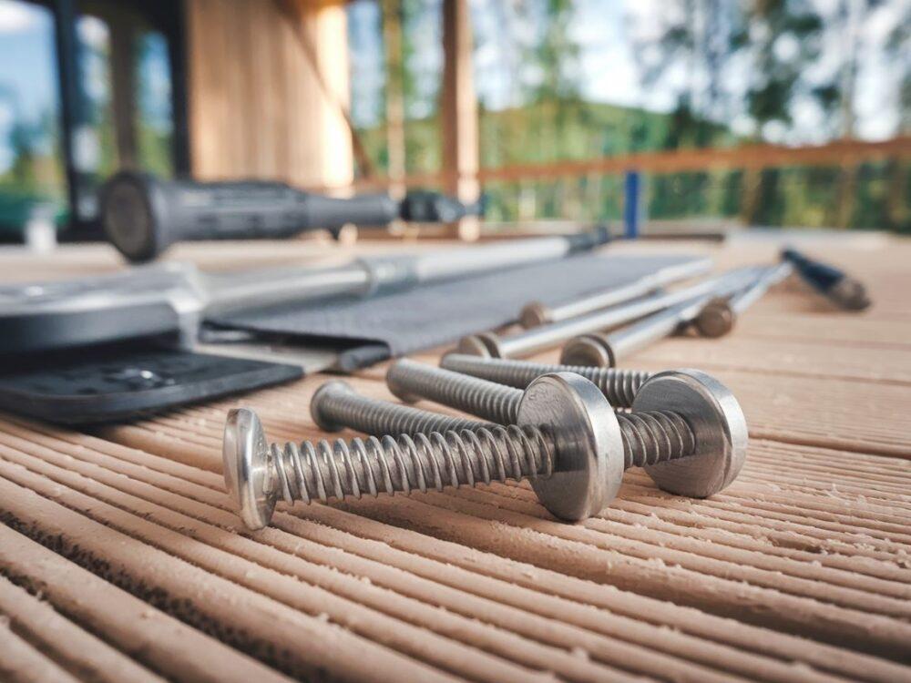 stalowe wkręty do drewna